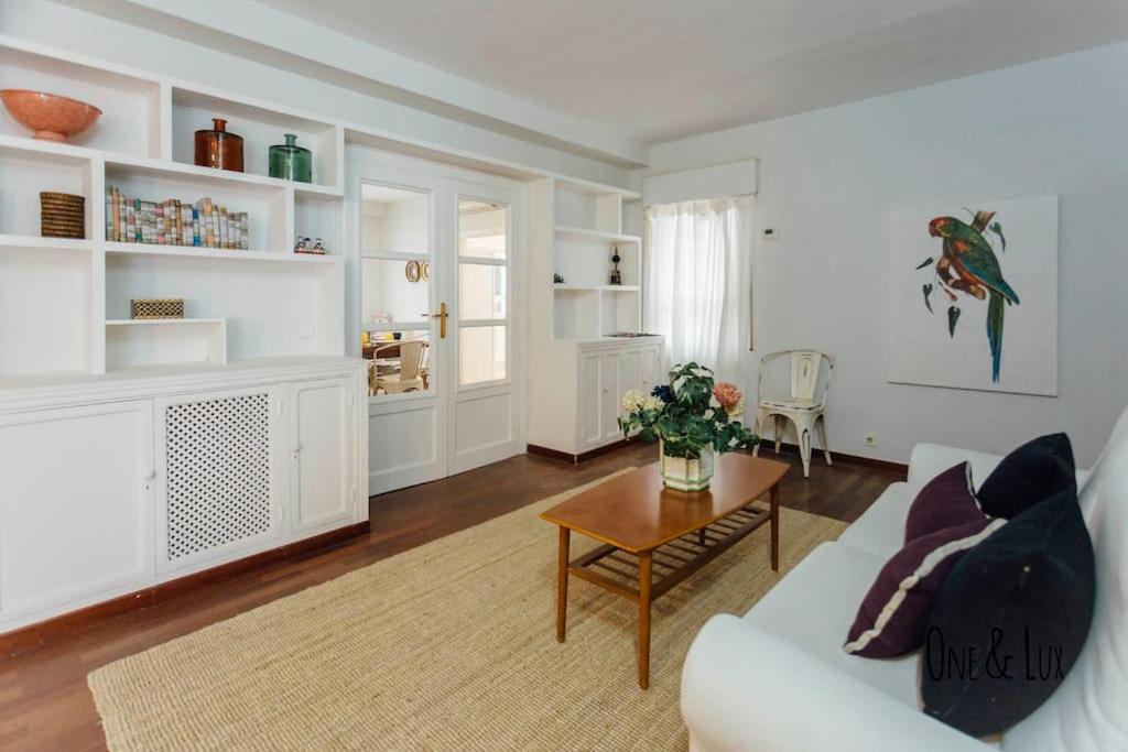 O&L Aire - Spacious And Bright Apartment In The Heart Of Séville Extérieur photo